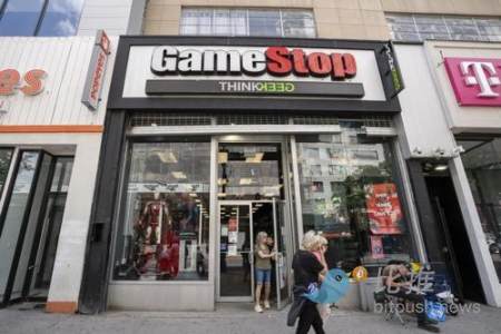 美股老网红 GameStop 传言也要「屯币」了，创始人与 Saylor 亲切合影  第5张