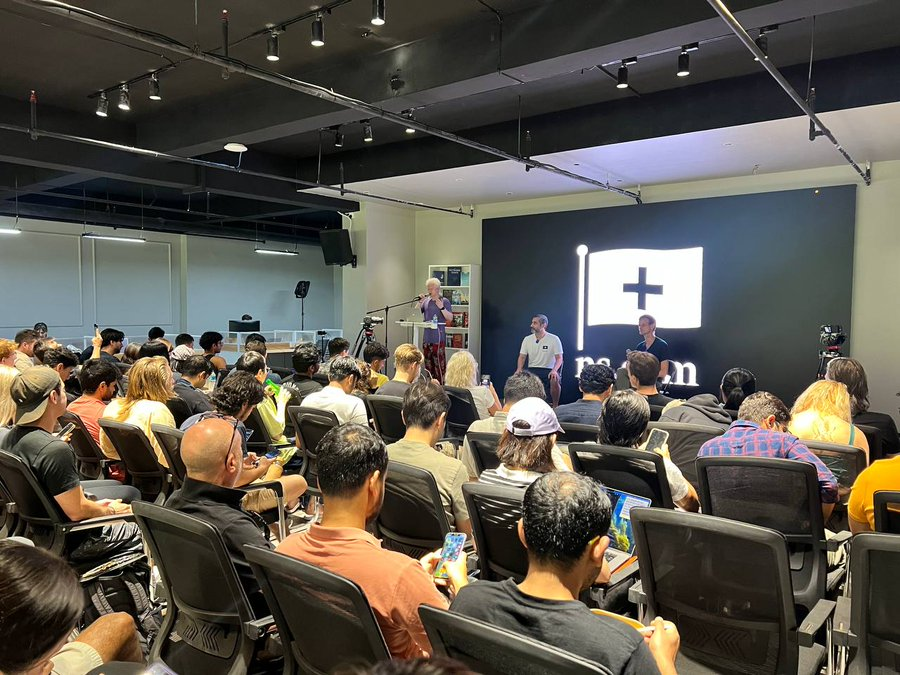 Vitalik 与 Balaji 的十大预测:加密、AI 与未来秩序 第1张