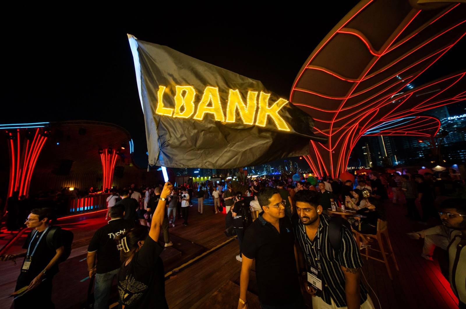 打破边界的共识之夜:LBank Eric He在迪拜诠释Web3精神与MEME未来 第4张