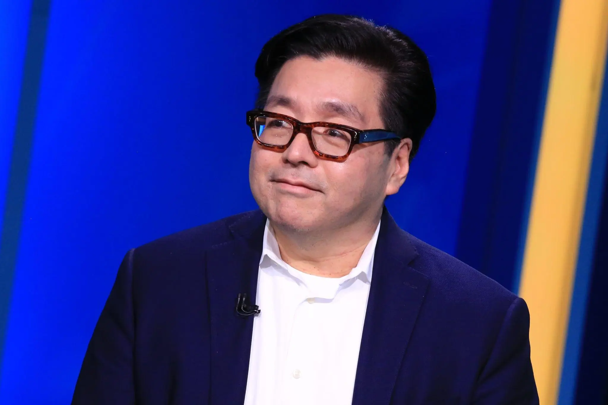 “华尔街神算子”Tom Lee变身ETH大多头,他为何坚定看好以太坊和其财库策略? 第1张